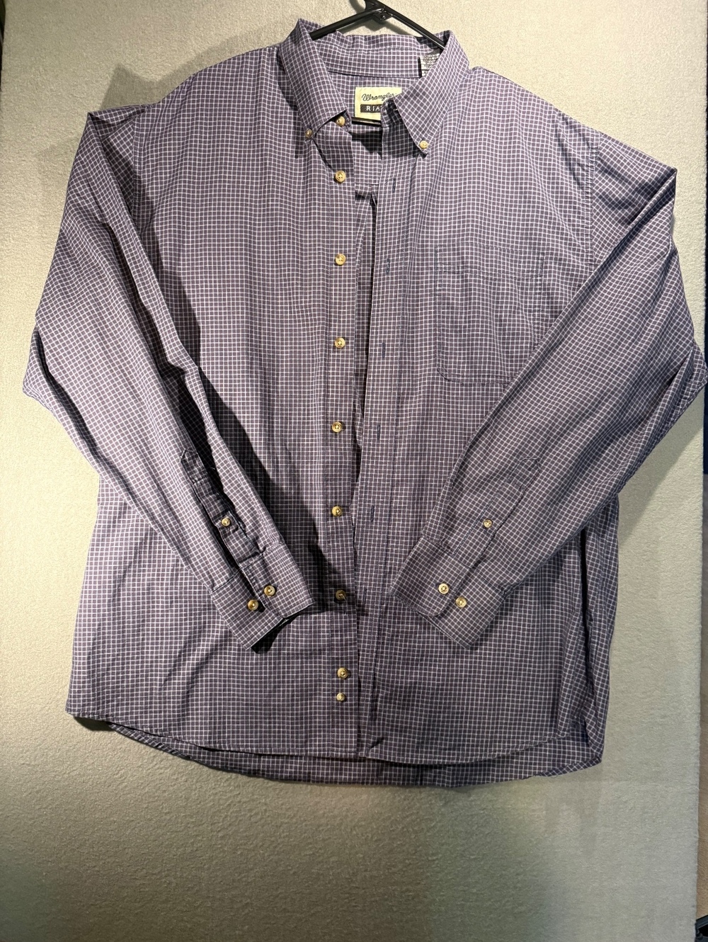 Wrangler Riata Men's XL Button-Down Checkered Shirt